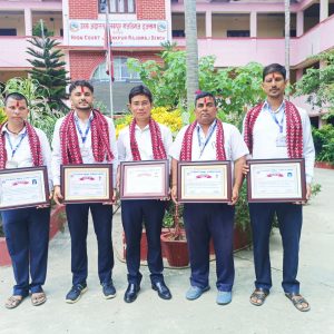 पाँच कर्मचारीलाई जनही ५–५ हजार पुरस्कार