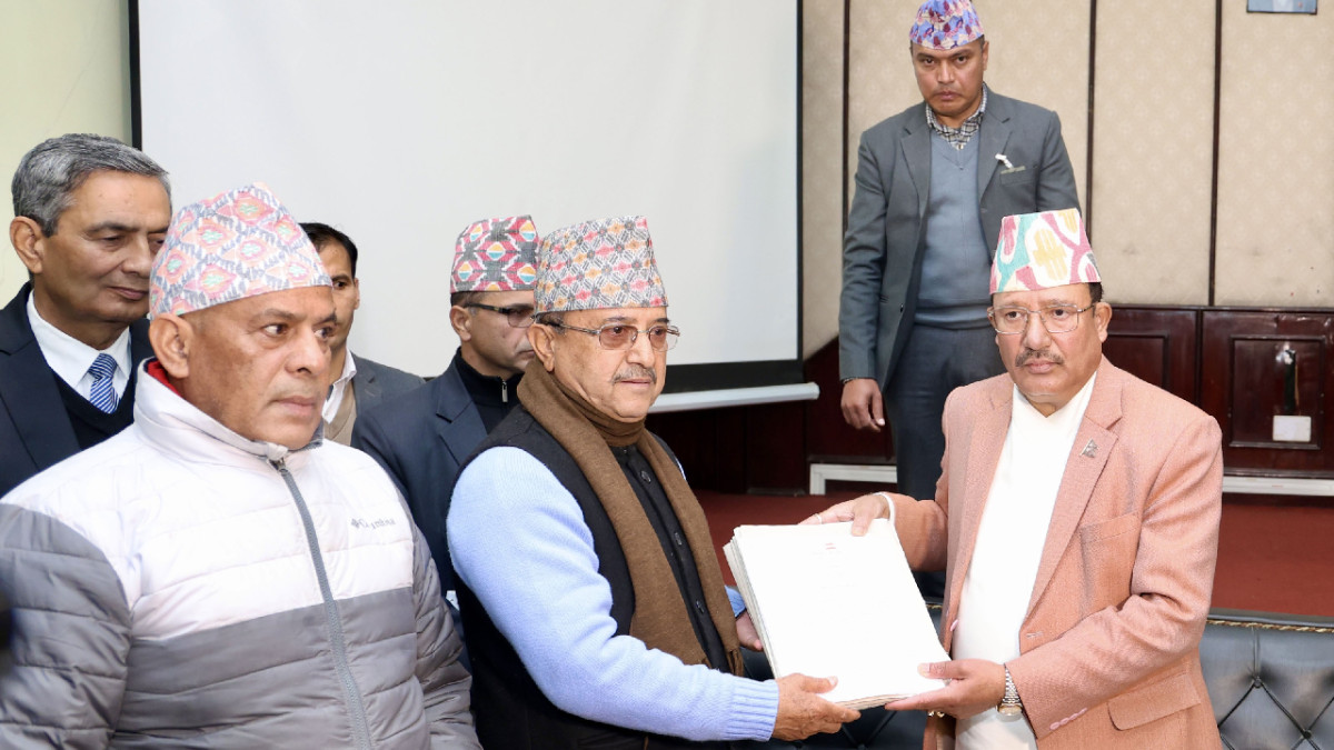 विगतका निर्णय र नजिरका आधारमा कांग्रेसको विवाद समाधान गर्न कार्यवाहक सभापति खड्काको आग्रह