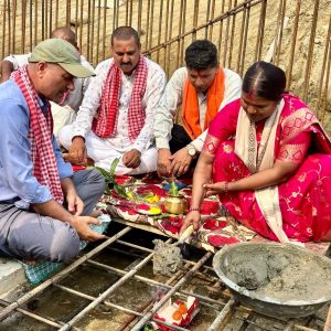 पूर्वमन्त्री साहद्वारा बरवा-स्मृति पुल शिलान्यास