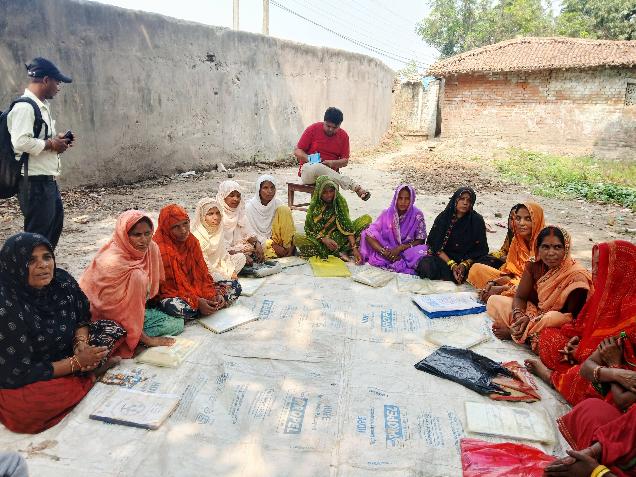आत्मनिर्भर बन्दै रौतहटका हजारभन्दा बढी मुस्लिम तथा दलित महिला