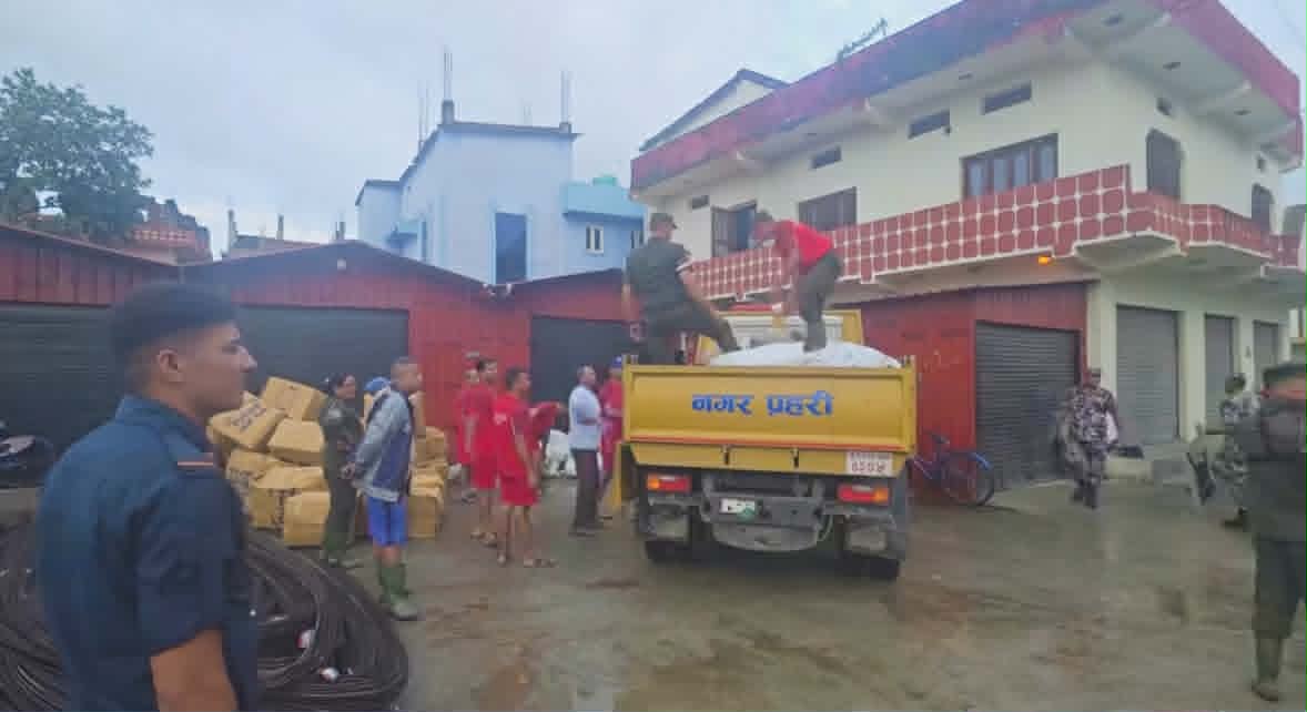 धनगढीमा २७ लाखभन्दा बढीको प्रतिबन्धित प्लास्टिकजन्य सामग्री बरामद