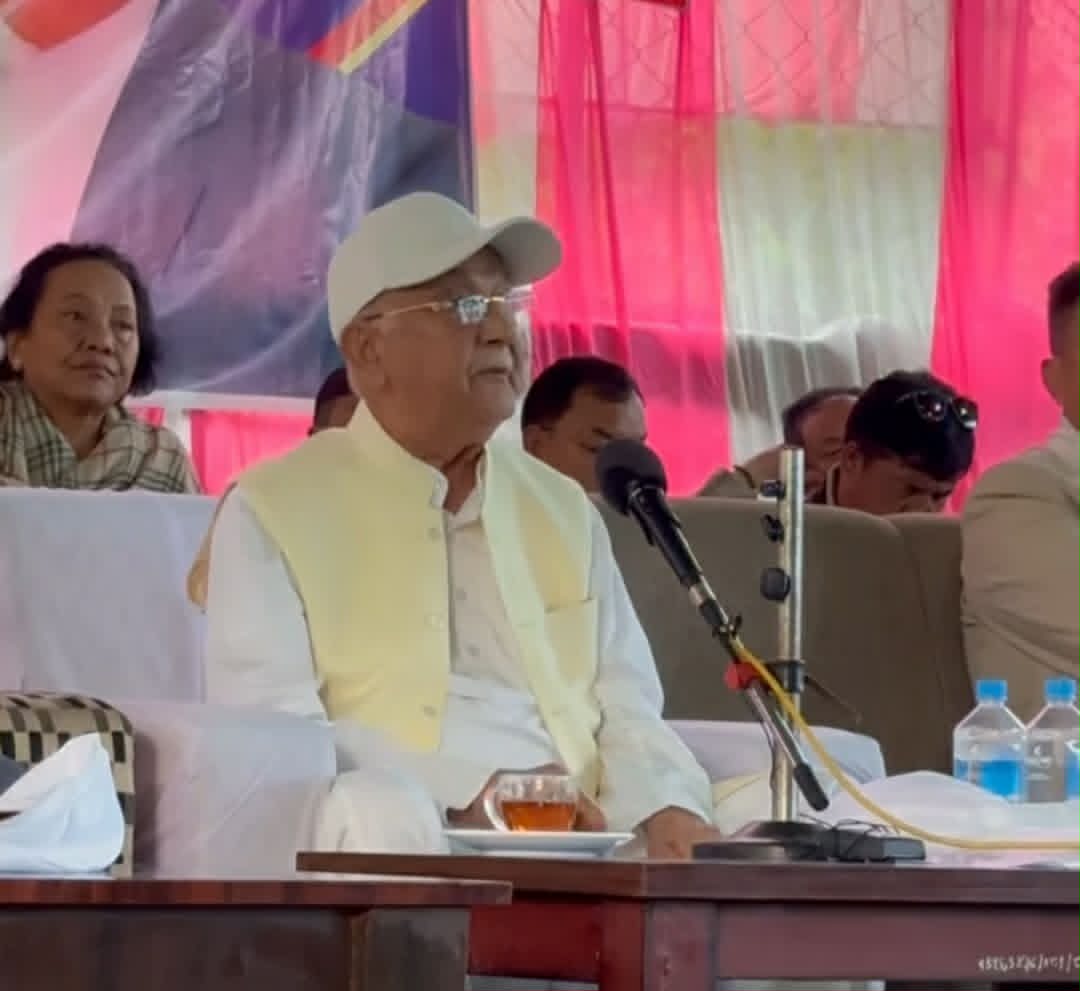 निर्वाचन क्षेत्र पुगेर ‘१० गोल हान्ने’ ओलीको घोषणा