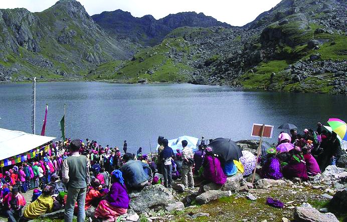 गोसाइँकुण्ड मेला आउने तीर्थयात्री लक्षित शुल्क निर्धारण