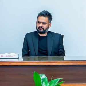 मुख्यसचिवसहित सचिवहरूसँग प्रधानमन्त्रीले गरे आपतकालीन छलफल
