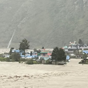 मनाङमा १० जना सम्पर्कविहीन