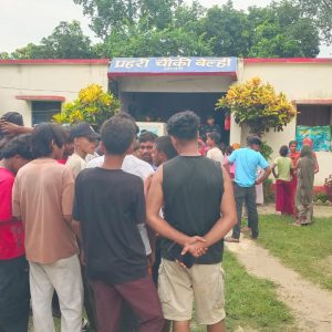 भारतीय प्रहरीले मध्यरातमा नेपाली युवालाई पक्राउ गरी लगेकै हो ?